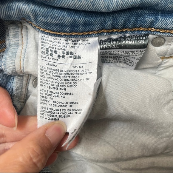 Levi’s Ribcage button fly straight distressed denim jeans Sz 26 - Picture 9 of 13